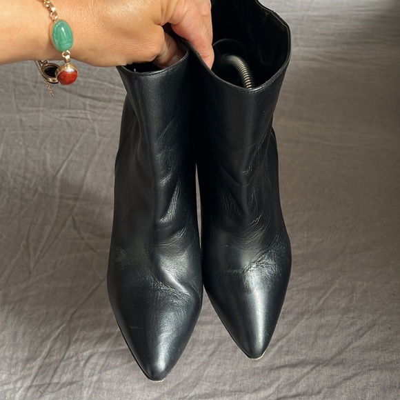 Women by Common Projects Italian Leather  Size 7 - Picture 9 of 11